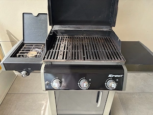 Weber Gasgrill E320 Bild 2
