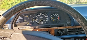 Mercedes 380 SEC Bild 2