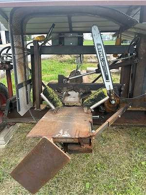 Zuschneidemaschine Ablängvorrichtung für Rundholz Brennholz Bild 8