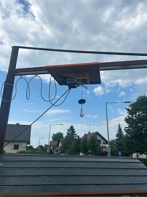Zuschneidemaschine Ablängvorrichtung für Rundholz Brennholz Bild 4
