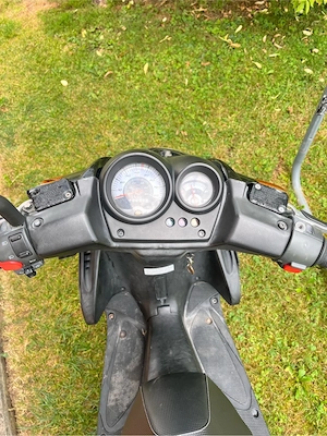Yamaha Aerox Bild 3