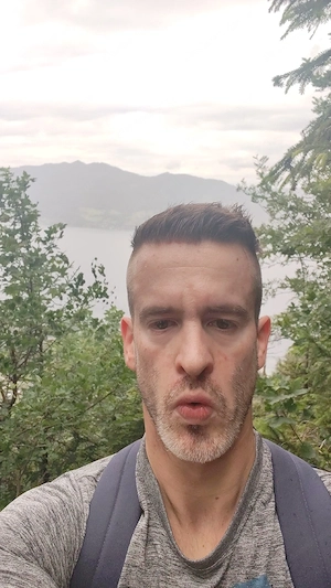 Junger Mann sucht Frau für unkompliziertes Abenteuer  Bild 5