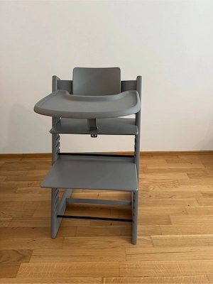 Stokke Kinderhochstuhl Grau   neuwertig   200   Bild 3