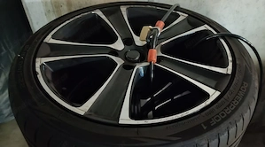 Sommerreifen BMW 1er mit Alufelgen 
