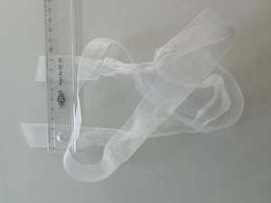 Zartes Organzaband   Geschenkband Weiß (2,5 cm breit) Bild 2