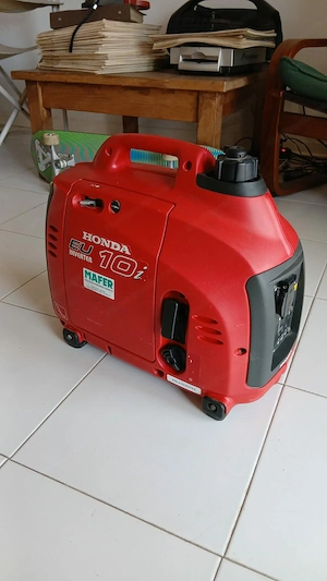 Ich verkaufe einen ungenutzten Honda-Viertakt-Generator Bild 5