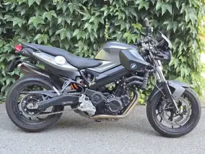 Sehr schöne BMW F 800 R Bild 2