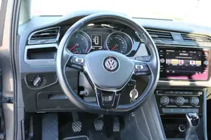 VW Touran TDI Comfortline Bild 8