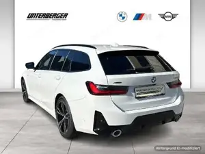 BMW 320d xDrive Touring G21 M Sportpaket Head-Up Bild 3