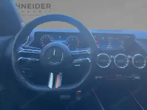 Mercedes-Benz GLA 200 Bild 9