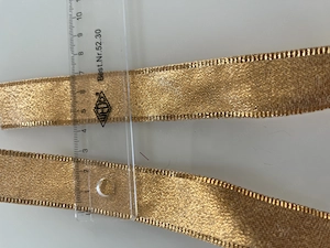 Goldenes Geschenkband Dekoband Lurexband 2,5 cm breit   50 cm lang Bild 5