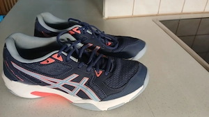 Asics Hallenschuhe Bild 2