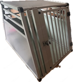 Hundebox für Kofferraum, verschließbar H=64 cm B=65 cm L1=92 cm L2=47 cm, gebraucht