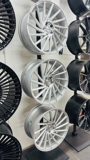 Deep Concave 20 Zoll Alufelgen 8,5J & 9,5J ET35 5x120 BMW VW Bild 2