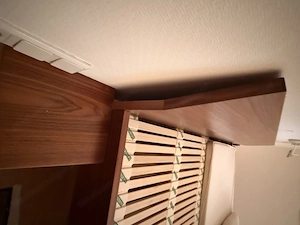Schreinerbett 200x180cm mit Überkopflampen günstig abzugeben  Bild 5