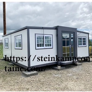 Seecontainer,Schwimmbad,Kühlcontainer,Container,Sanitärcontainer,Umgebauter Container