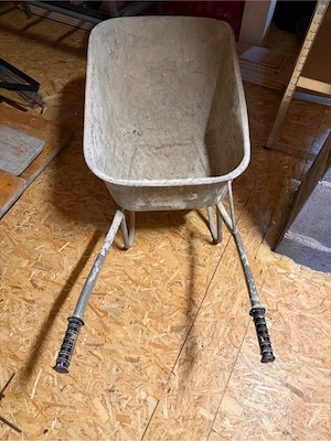 Schubkarre Baustelle Bild 2