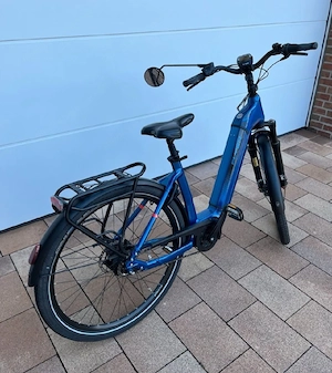 Flyer E-Bike Blau mit Bosch-Motor & Display   2160 km Bild 2