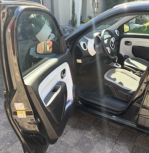 Renault Twingo E-Tech Electric Zen   82 PS | Faltdach | 8-fach Bild 9