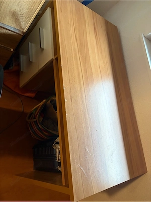schreibtisch  Bild 3