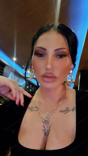 Hallo ich bin Adriana Bild 3