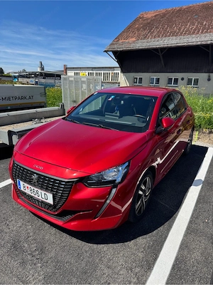 Peugeot 208 Automatik Bild 4