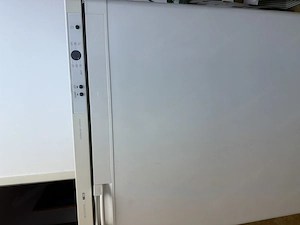 Tiefkühlschrank alle Funktionen 