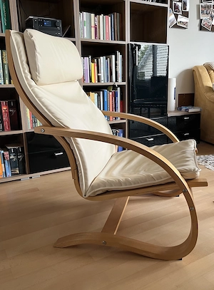 Ikea Ledersessel mit Hocker Bild 2