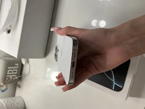 iPhone 16 Pro - 128GB - weiß Bild 5