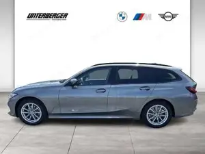 BMW 320xd er 320d xDrive Touring G21 B47 Head-Up Bild 3