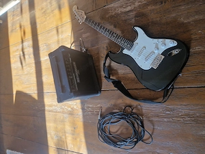 E Gitarre mit Verstärker