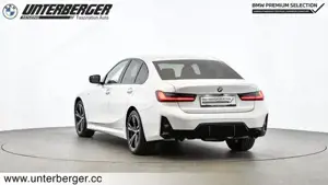 BMW 320d xDrive M Sportpaket // Carbon Interieur // Anhängerkupplung elektrisch Bild 2