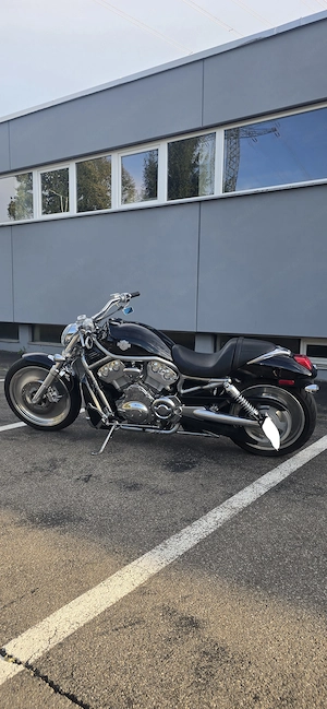 Harley-Davidson V-ROD