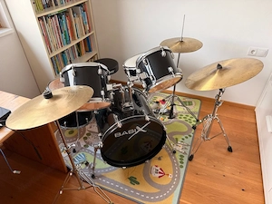 Schlagzeug Set von Basix Bild 2