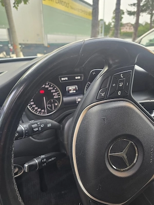 Mercedes Benz A200 CDI Automatik klima Xenon Tempomat 8 Fach winter und Sommerreifen Auf Alufelgen  Bild 4