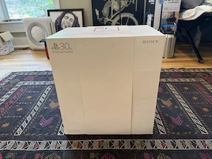 Sony Playstation 5 pro 2TB 30th Anniversary limited edition spielkonsole Bild 4