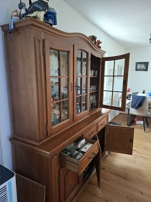 2-Teilige Glasvitrine  Bild 2