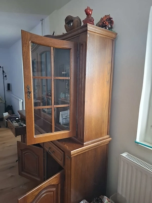 2-Teilige Glasvitrine  Bild 3