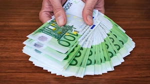 Wir bieten Finanzierungs- und Investitionsmöglichkeiten in Österreich zu sehr transparenten und unko