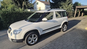 Skoda Yeti Twenty Elegance 1,2 TSI DSG Bild 2