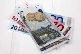 Finanzierung und Investition zur Realisierung Ihrer Projekte in Österreich und Europa.