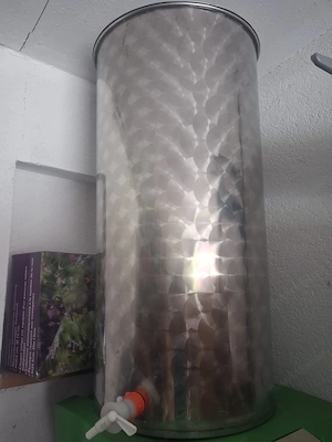 Mostfässer Plastik und Edelstahl  Bild 5