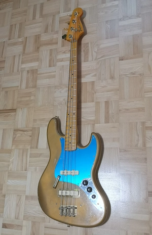 Super klingender Jazzbass! Bild 3
