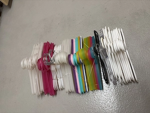 Kleiderbügel für Kind Baby Bild 3