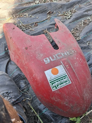 Bucher Motorhaube Einachser
