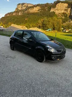 Renault Clio Bild 2