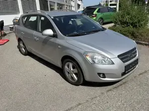 Kia Cee'd 1.6 CVVT Active sw Automatik Bild 10