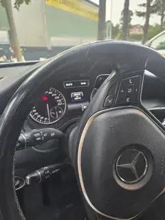 Mercedes Benz A200 CDI Automatik klima Xenon Tempomat 8 Fach winter und Sommerreifen Auf Alufelgen  Bild 4