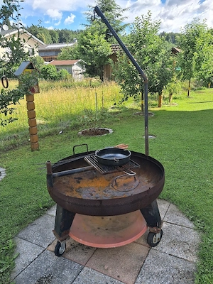 Große Feuerschale auf Rädern Bild 5