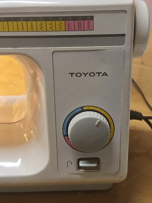 Nähmaschine Toyota Bild 3